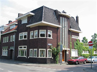 Villa Burg. Schoonheijtstraat 1, Roosendaal