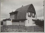 Historische foto met de in 1925 aangebouwde schuur.
<br/>
Het Bouwbedrijf, 13 februari 1931, blz 59