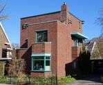 Plataanweg 3, Assen. Een ontwerp uit 1931 (Rijksmonument).
<br/>
Gert-Jan Lobbes, 2022