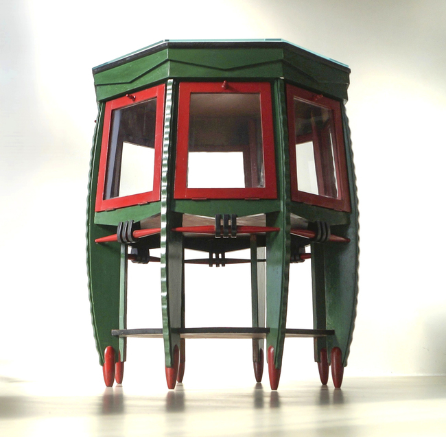 Totaal.
<br/>
Studio Eklektik, 2025