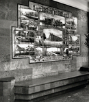 Plaquette in de hal, anno 2022 niet meer zichtbaar.
<br/>
Beeldbank Stadsarchief Amsterdam, jaren 1920