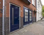 Garagedeuren.
<br/>
Marcel Westhoff, 2026