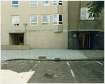 Aansluiting nieuwbouw (in plaat van de afgebroken school) met recht het nu afgebroken blok van Van den Nieuwen Amstel.
<br/>
Stadsarchief Amsterdam, zonder jaar