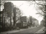 Vlnr: Marine Bondsgebouw, Kegelhuis, het huis van Dr. Grunwald, het huis van Fraay, hotel Bellevue en op de hoek van de Keizerstraat de Jamin.
<br/>
Collectie Regionaal Archief Alkmaar