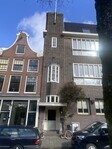 Entree en voordeur.
<br/>
Erik de Groot, 2026