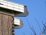 Driehuizerkerkweg 59, houten boeidelen en besneden kepers.
<br/>
Gert-Jan Lobbes, 2024