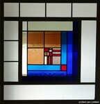 Eén van de glas-in-lood panelen van het daklicht.
              <br/>
              Gert-Jan Lobbes, 2024