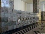 Trappenhuis met balustrade voorzien van bouwkeramiek.
<br/>
Gert-Jan Lobbes, 2024