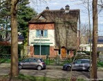 Het huis gezien vanaf de overkant van de Zoom.
<br/>
Gert-Jan Lobbes, 2024
