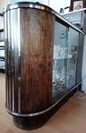 Foto 8. Theekastje, deel uit makend van set van 5 (boeken)kasten voor Lensvelts eigen appartement, 1933.
<br/>
Ard Hesselink, zj