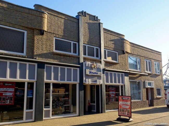 Gevel.
<br/>
Gert-Jan Lobbes, 2024