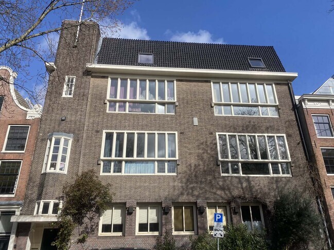 Voorgevel.
<br/>
Erik de Groot, 2026