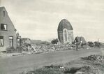 Het trieste lot: opgeblazen door de Duitse bezetter.
<br/>
bron onbekend, 1944