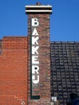 De schoorsteen met de letters BAKKERIJ.
<br/>
Gert-Jan Lobbes, 2025
