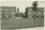 Noorderspoorsingel, ter hoogte van de Stinstraat.
<br/>
Beeldbank Groningen, 1933