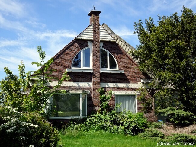 Voorgevel.
<br/>
Gert-Jan Lobbes, 2025