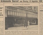 De oorspronkelijke winkelpui.
<br/>
Arnhemsche courant, 13 augustus 1929