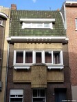 Ter vergelijking: Mgr. Stillemansstraat 49, Sint-Niklaas. Architect J. Van Coillie.
<br/>
Gert-Jan Lobbes, 2019