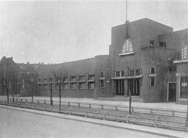 Het prachtige ontwerp van architect Krijgsman.
              <br/>
              Gids voor Hillegersberg, 1932-1939
