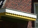Gekartelde gootlijst, links aan de voorgevel.
<br/>
Gert-Jan Lobbes, 2020