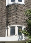Decoratie boven ingang
<br/>
Erik de Groot, 2026