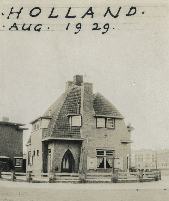 In oorspronkelijke staat.
<br/>
Haags Gemeentearchief, 1929