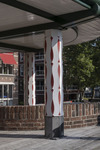 Opvallende houten pilaren.
<br/>
Roel Siebrand, 2021