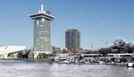Toen en nu gecombineerd.
<br/>
J.M. Arsath Ro'is, Stadsarchief Amsterdam / Marcel Westhoff, 1971+2019