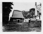 Voorzijde van het Hollands Paviljoen.
<br/>
Bouwkundig Weekblad, 1925