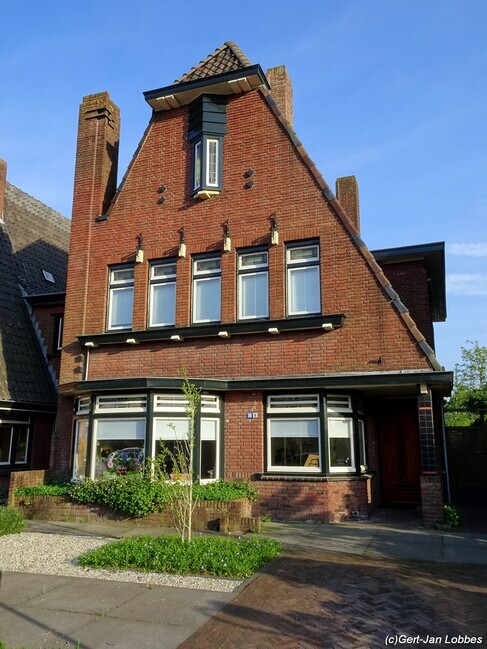 Voorgevel.
<br/>
Gert-Jan Lobbes, 2025