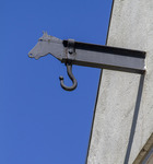 Hijsbalk met paardenhoofd.
<br/>
Marcel Westhoff, 2024