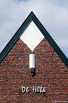 Top van de gevel met de naam.
<br/>
Gert-Jan Lobbes, 2022