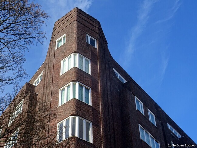 Molièrelaan, Elsene, Brussel.
<br/>
Gert-Jan Lobbes, 2024