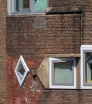 Een geveldeel komt hier een stukje naar voren.
              <br/>
              Marcel Westhoff, april 2022