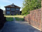 Ook het voorhuis van de boerderij is door Reitsema ontworpen.
<br/>
Gert-Jan Lobbes, 2020